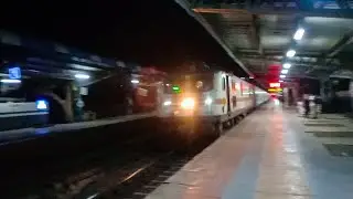 DEADLY Shrill Honking TKD WAP7 PUNE Duronto Express Shatters Saphale at 130 KMPH