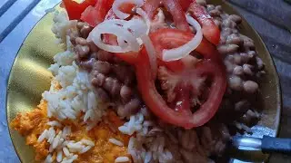 Meu almoço de hoje - Arroz com feijão 