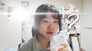 레즈라면서 등 뒤에 포스터는 뭐예요?