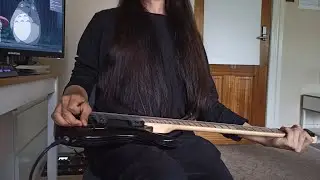 Changing a string on a Headless Guitar be like