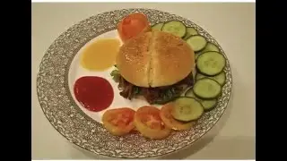 Hunter beef burger