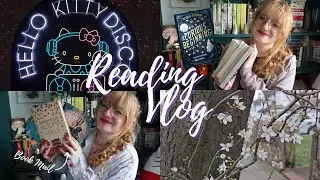 Cozy Mystery, Book Mail &  a new Favourite Book ~ Weekly Reading Vlog