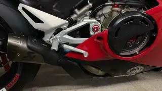 Ducati Panigale V4S 2020 ,what sound a full titanium Ackrapovic exhaust + dry clutch = 10 500$