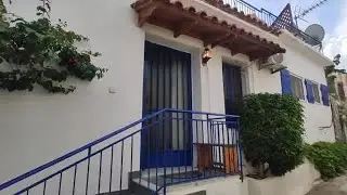 Traditional village house with sea views. Kalo Chorio