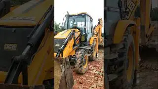JCB Tyre ke Andar Gir Gayi Bottle &ndash; Dekho Kya Hua! Jcb video | big jcb video#shorts #experiment #jcb