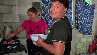 Encontramos besandose YIMI con CANCHE se asustaron al ver que lo grabaron