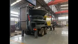 Customized Trailed Tree Shredder Tub Grinder Machine Wood Pallet Crusher Mobile Wood Chipper