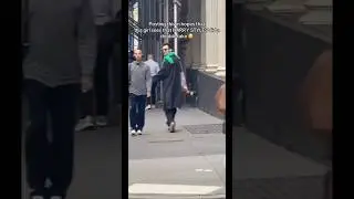 Гарри Стайлс пересекся с фанаткой в ​​Нью-Йорке вчера &mdash; 15 октября 2025 г.