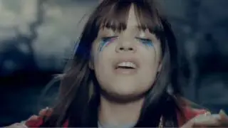 Bat For Lashes: Daniel