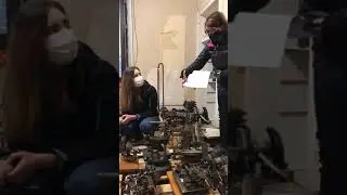 Dans les réserves du musée de l'horlogerie et du décolletage