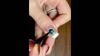 Mesmerizing Glass Base Emerald Cat Eye Nails | Easy Magnetic Tutorial
