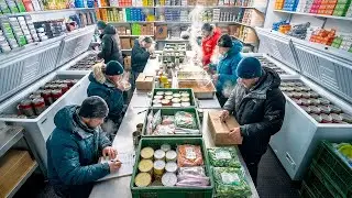 How Antarctica&rsquo;s Research Crews Stock and Store Food at the End of the World