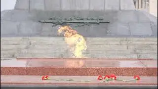 The Eternal Flame burns fiercely 24 hours a day: the epic cover of Minsk &mdash; Victory Square