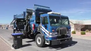 Republic Services - Peterbilt McNeilus ZR Lid Flipping on Trash (1663)