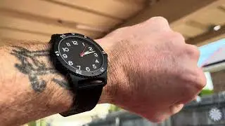 Сегодня у меня день рождения 🎁, и я получила новые часы Smoke Watch, просто потрясающие 🤩