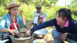 ส้มตำครกยักษ์ ตำสายบัวทะเล พริก250เม็ด เลี้ยงคนงานตัดอ้อยที่ไร่  @hugisanbanhao