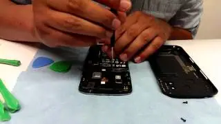 Nexus 4 Cracked Screen Repair