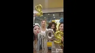 TWICE Happy new year🎉 2021 (2)