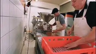 Herstellung Fr&auml;nkische Bratw&uuml;rste / Metzgerei Albrecht &hearts;️