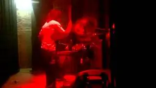 BENITO SERRANO- orellana lucca- DANDO CATEDRA DE PERCU EN LA FISURA 2012