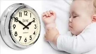 Uhr tickt 1 Stunde, wei&szlig;es Rauschen