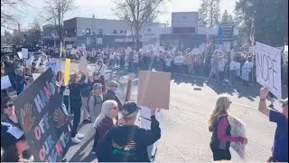 Well over 1,000 people take part in Bend, Oregon, 'Hands Off' protest