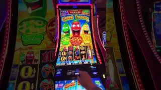 Buying a bonus vs Natural pop chili lucha pt 1 #slot #casino #gambling #money 