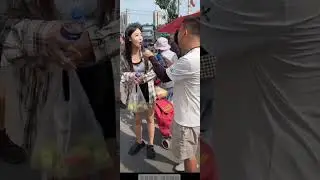 街头搞笑撩妹子