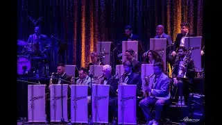 Jumpin'up Orchestra - Carina