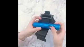 Light holder diving gloves and D8 torch flashlight
