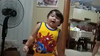 Liam plays balloon launcher #balloons #toys