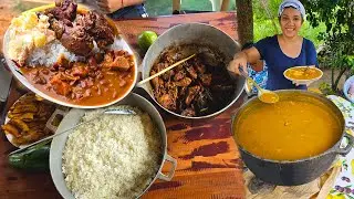 SANCOCHO TÍPICO A LA LEÑA en la nueva cocina. COMIDA CRIOLLA. La Vida En El Campo