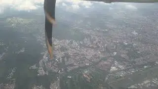 Y al fondo el #aeropuerto Olaya herrera, hermosa vista desde las alturas 
