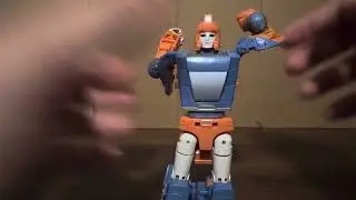 Transformers Legacy Evolution Deluxe Class Dion Review