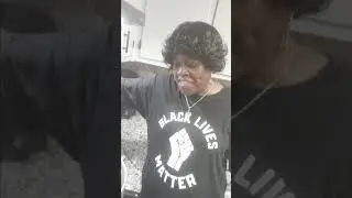 Mary P & Courtney P Pig Feet Cook Show Live with Courtney P