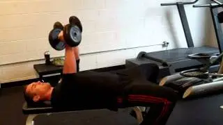 Chicago Personal Trainer How to DB Bench