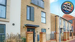 Alpha Properties 1 - Luxury One Bedroom within a Shared Four Bedroom House with Free Parking, Fast W