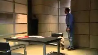 Strip Search -- Inspe&ccedil;&atilde;o Geral (Legendado)