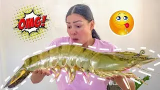 GIANT PRAWNS ASMR MUKBANG!