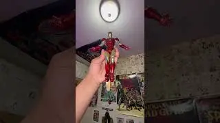 sh ironman posing
