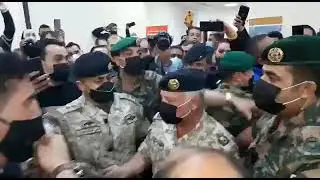 من زيارة الملك لمستشفى السلط الحكومي و بدأ الغضب واضح على معالم جلالته جراء الحادثة المؤلمة