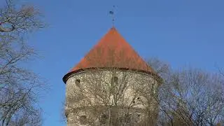 Центр Таллина, дорога на Вышгород. #estonia #tallinn #travel #таллинн #эстония #baltics