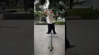Varial bigs pin rock 🤘🏽 🎸 #skateboarding #skatetutorial #skate
