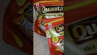 quanta #snacking mix #chocolate