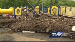 Officials beginning to survey flood damage in Branson