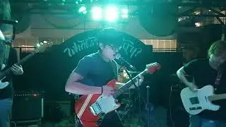 Hazylazy Live At Jacques Bar