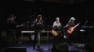 Ti&eacute;d a sz&iacute;npad - Memphis Express