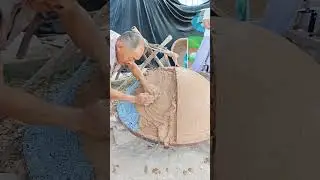 The whole process of making clay on the large pot mold and the sky pot mold,
