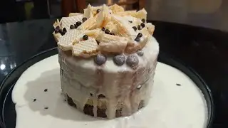 Pull Me Up Cake