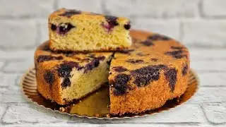 Bolo de Iogurte e Mirtilos